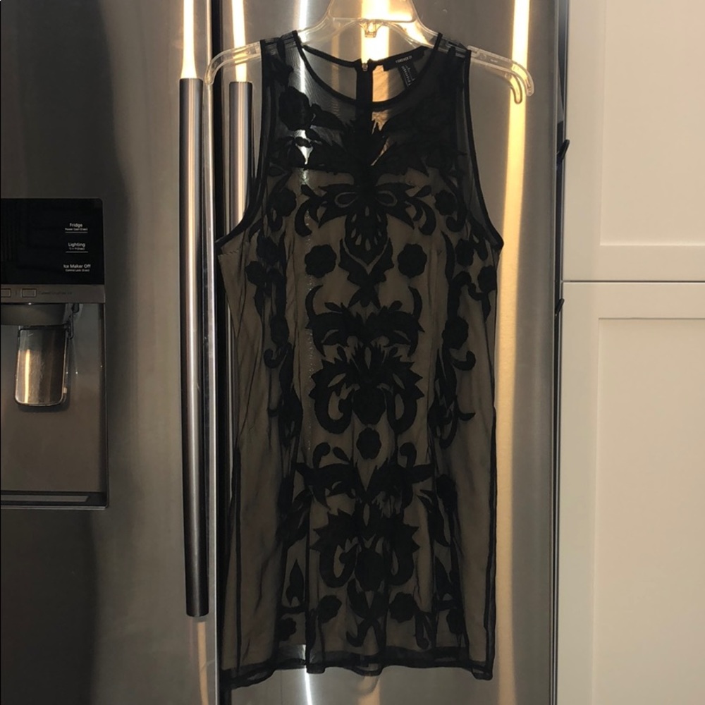 Sleeveless Baroque LBD